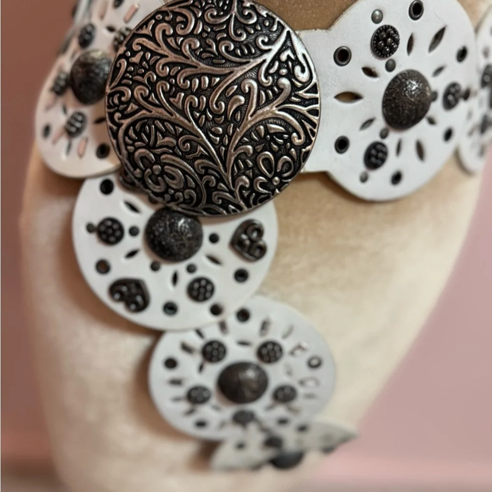 White Leather and Silver Decorative Boho Western Statement Belt